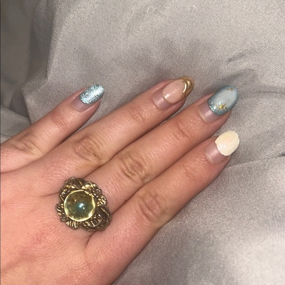 Jewelry - Statement globe vintage ring with some wear